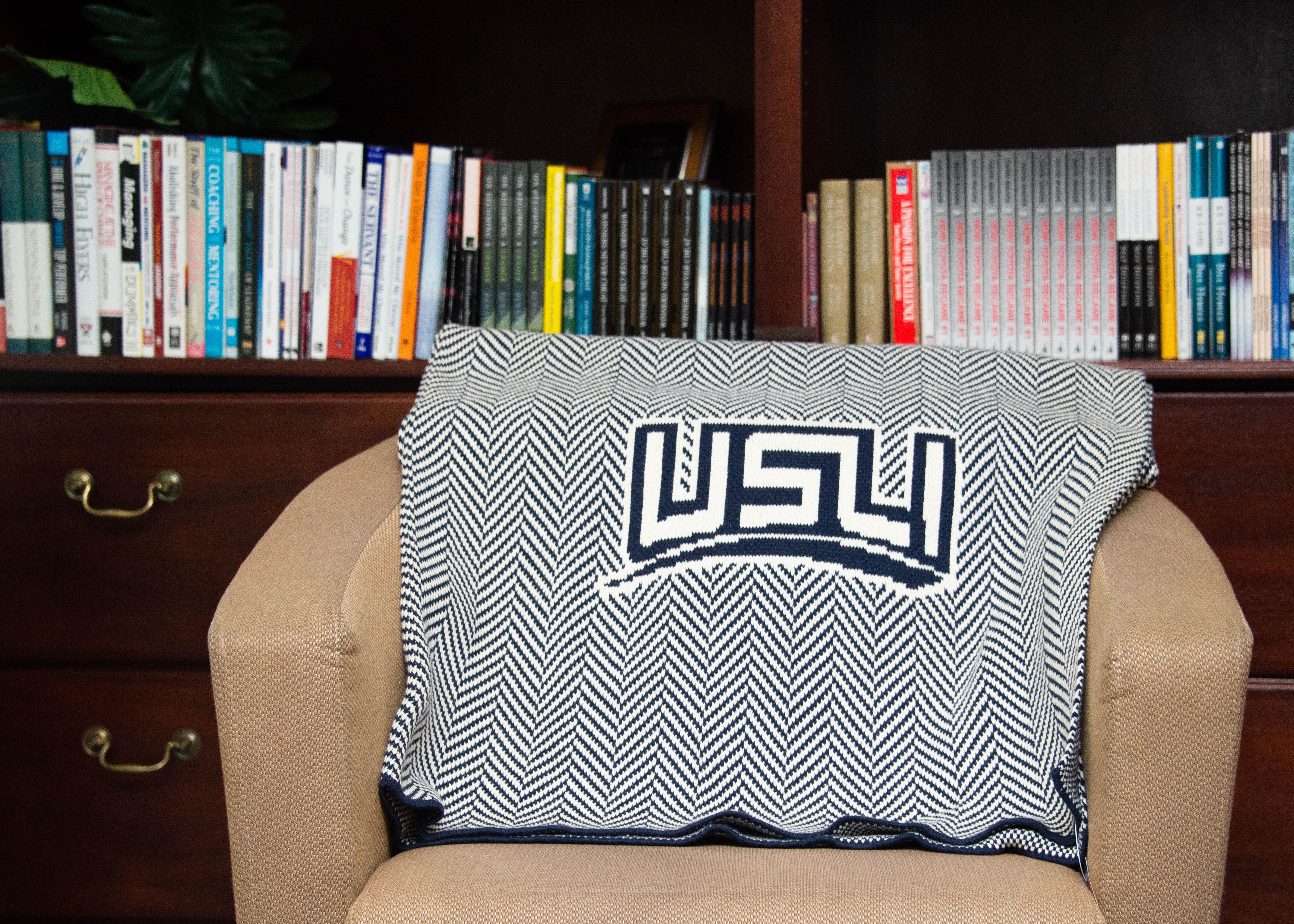 Herringbone Blanket - Navy