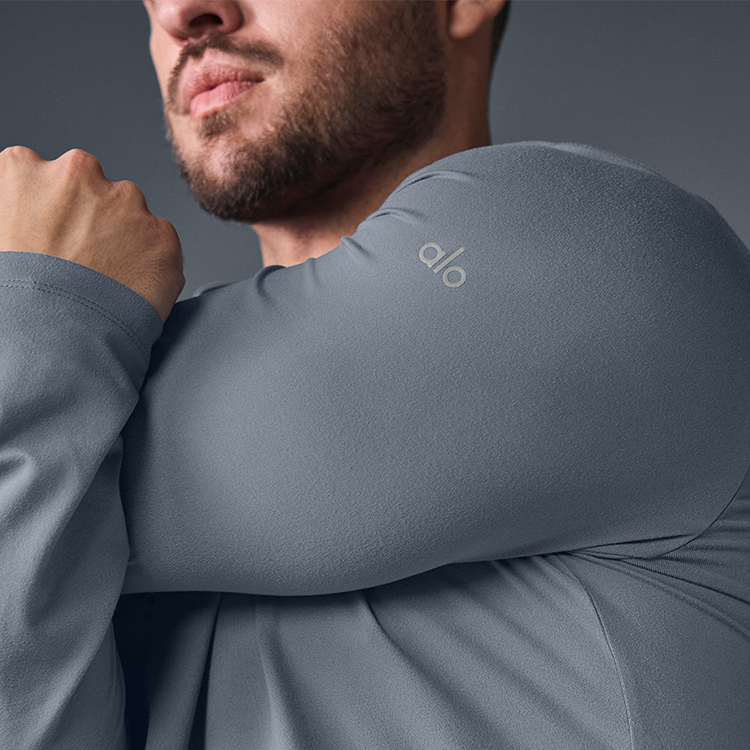Alo - Men's Conquer Reform Lightweight Hoodie - Steel Blue