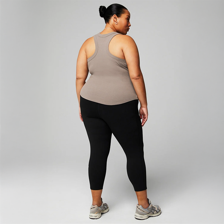 Fabletics - Women's On The Go Powerhold High-waisted Capri Legging - Black
