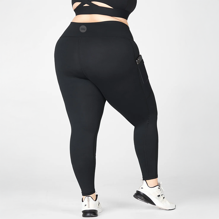 Fabletics - Women's On The Go Powerhold High-waisted Capri Legging - Black