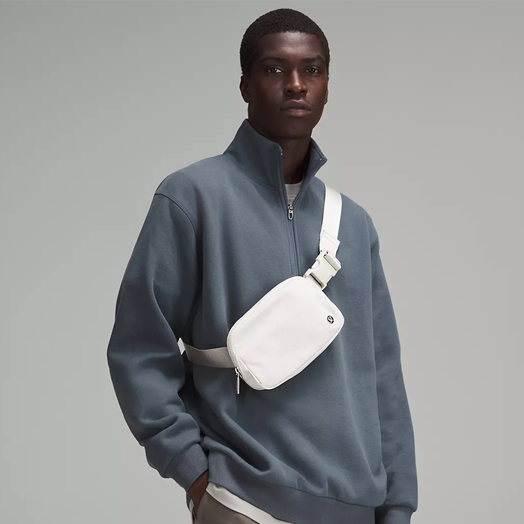 lululemon Everywhere Belt Bag - Cream