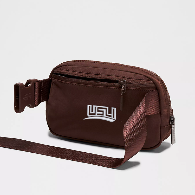 lululemon Everywhere Belt Bag - Lava Cake