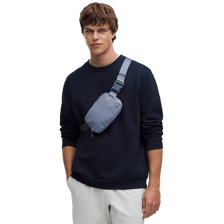 lululemon Everywhere Belt Bag - Denim