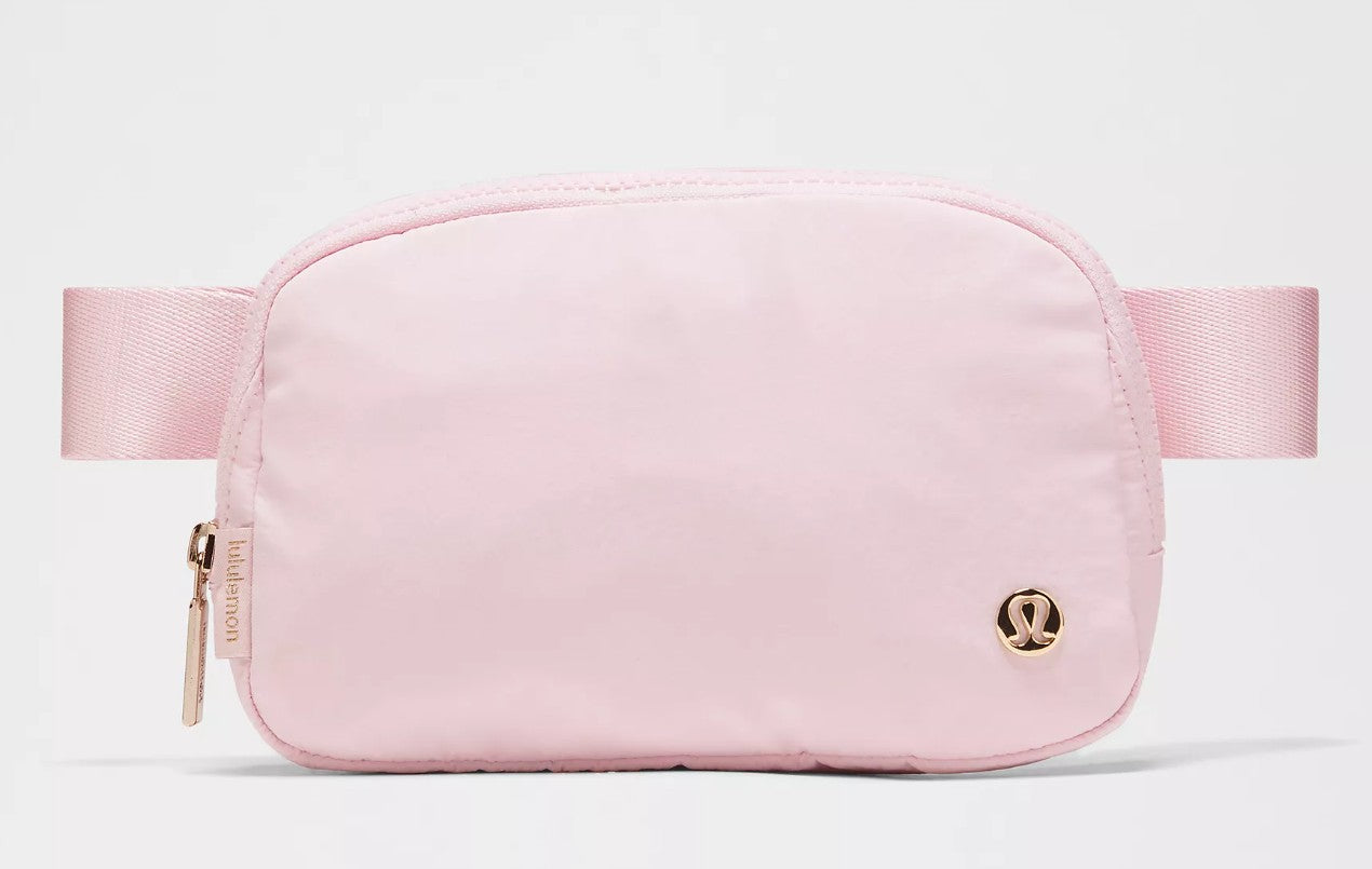 lululemon Everywhere Belt Bag - Blissful Pink