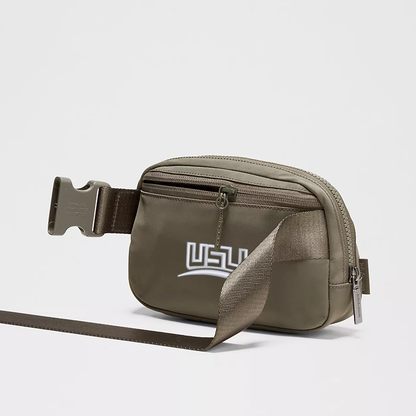 lululemon Everywhere Belt Bag - Army Green